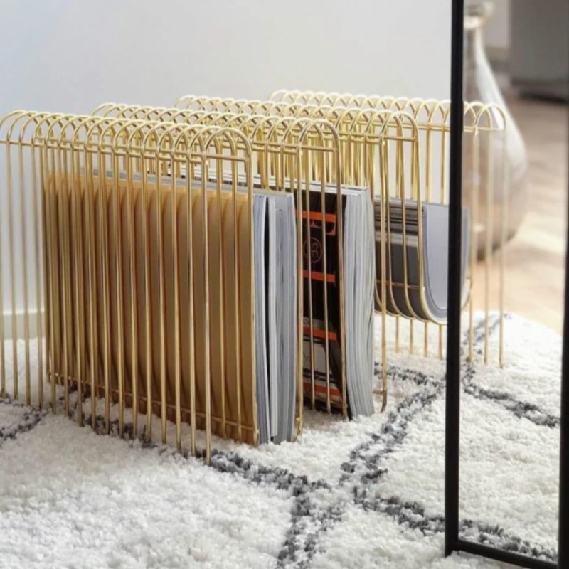 シンプルな新聞や雑誌の棚、クリエイティブな床から天井までのオ - Lighting And Decor Magazine のレビューと価格